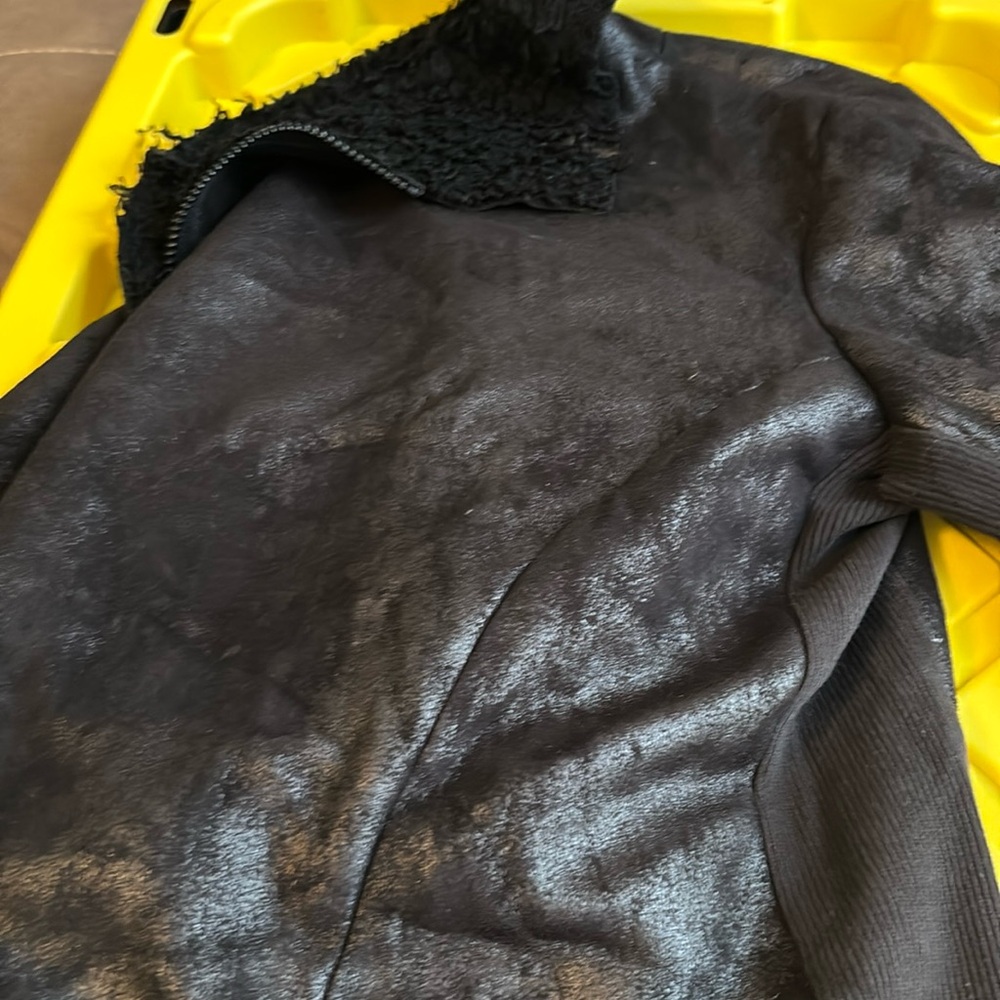 Black sued swing jacket with black fur in side